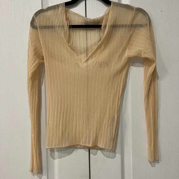 BNWT ZARA semi sheet knit top - Picture 4 of 4